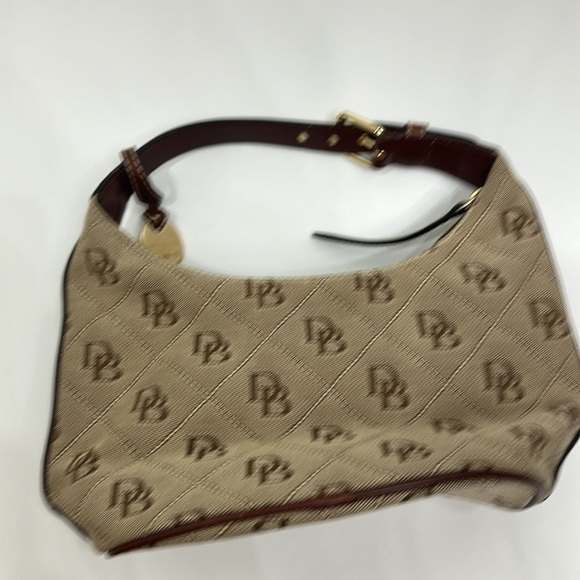 Dooney & Bourke maxi quilt bucket tote Brown - Picture 2 of 16